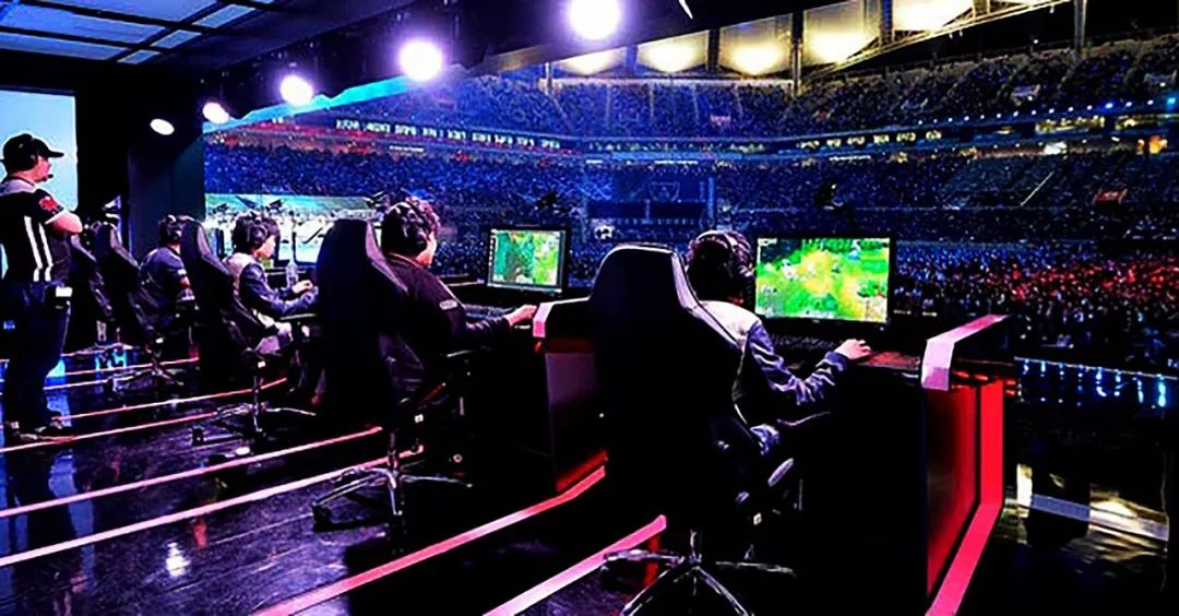 震撼续约 震撼续约